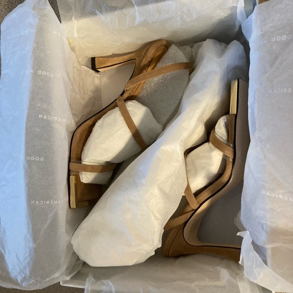 BNIB Good American Standout Square Toe strappy beige sandals - style GA022S-X. - Picture 4 of 9